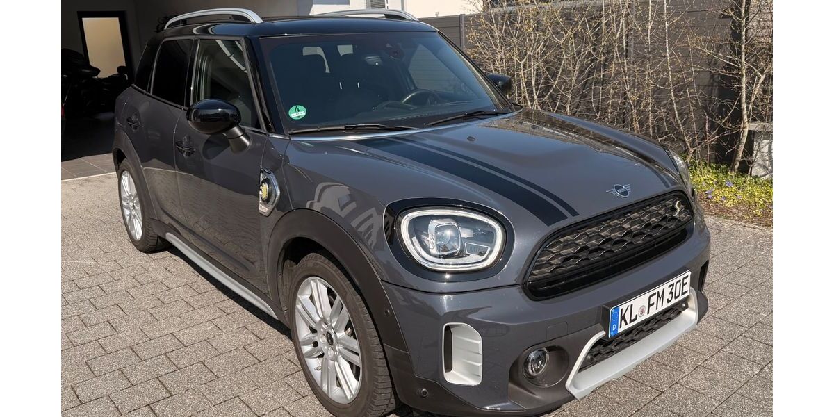 Mini Countryman SE (Cooper) 48.000 km 27.490 &euro; Mackenbach 67686