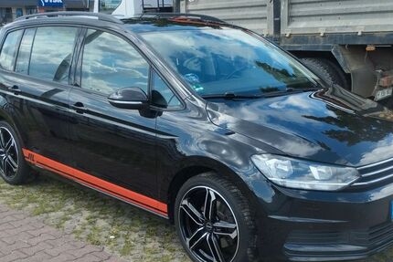 VW Touran 166.000 km 15.500 &euro; Wustermark 14641