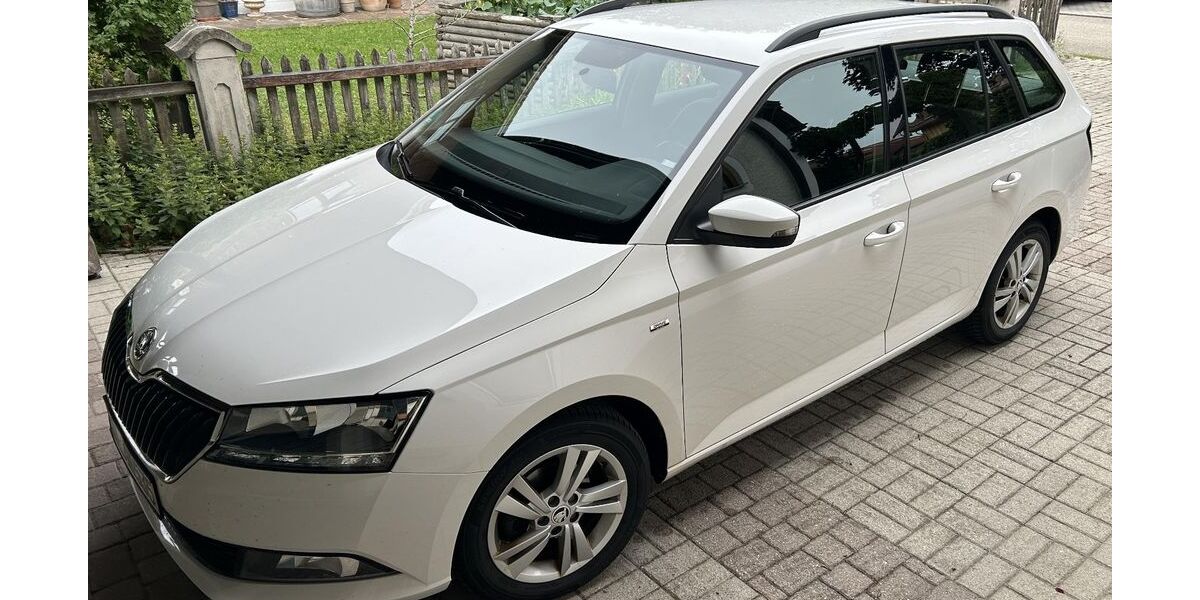 Skoda Fabia 125.788 km 8.900 &euro; Waging am See 83329