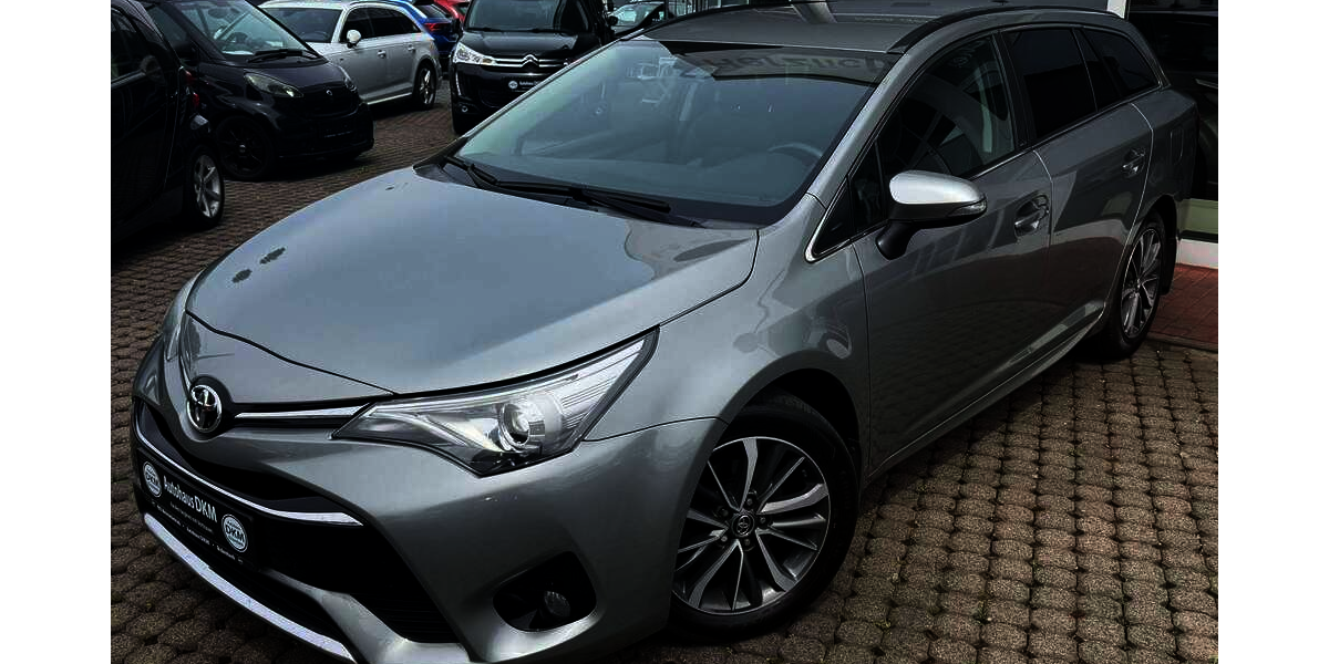 Toyota Avensis 138.000 km 16.490 &euro; Bickenbach 64404