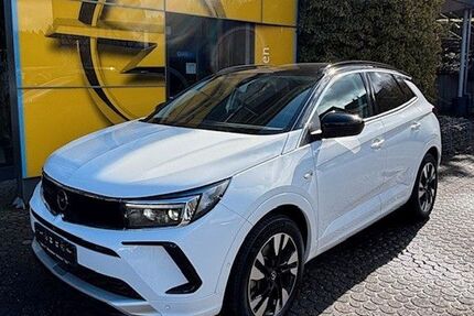Opel Grandland (X) 24.218 km 27.990 &euro; Battenberg (Eder) 35088
