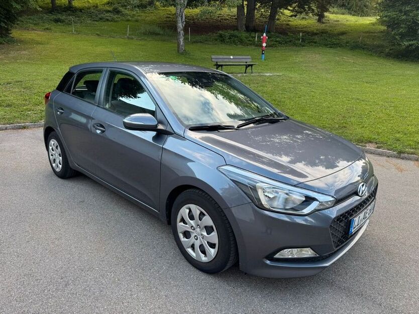 i20