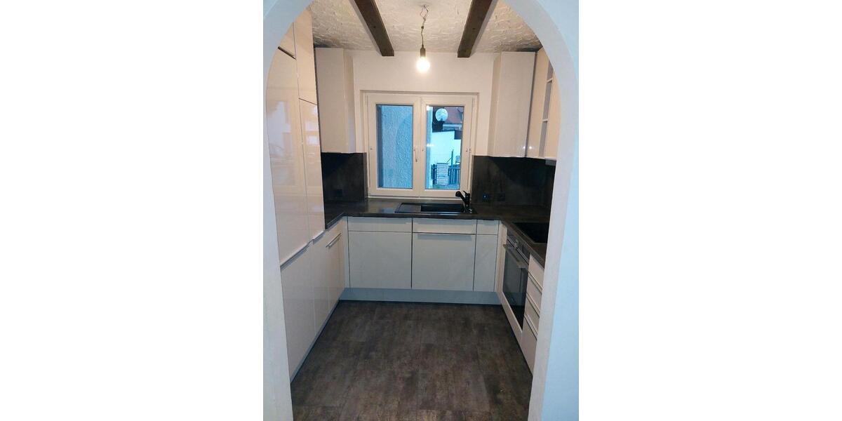 Doppelhaushälfte Roth - 7 Zimmer, 125 m&sup2;, 1.500&euro; | Angebot:25300768