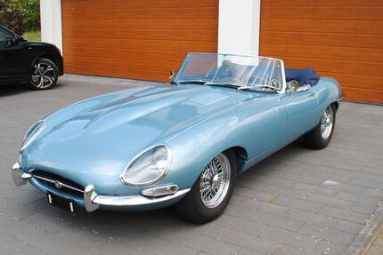Jaguar E-Type 2.000 km 109.000 &euro; Monschau 52156