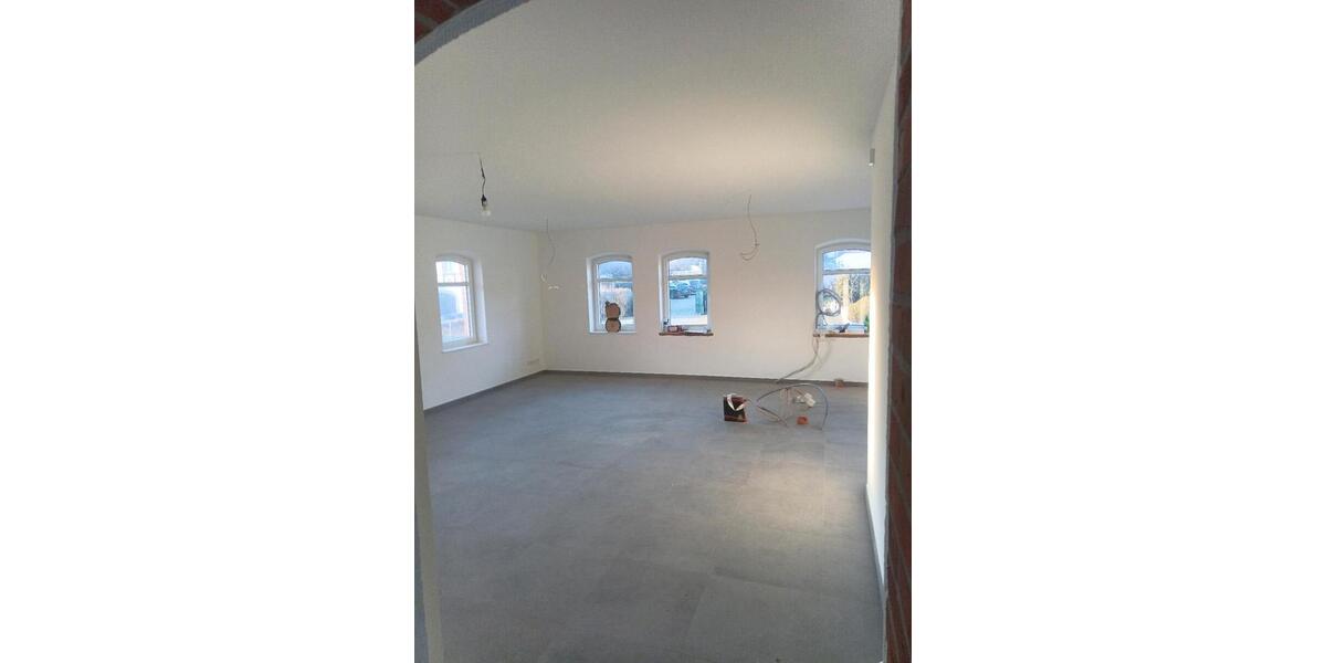 Reihenhaus Ranis - 5 Zimmer, 130 m&sup2;, 900&euro; | Angebot:26418470