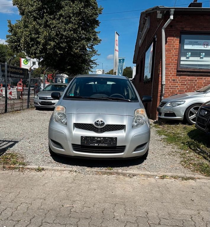 Yaris