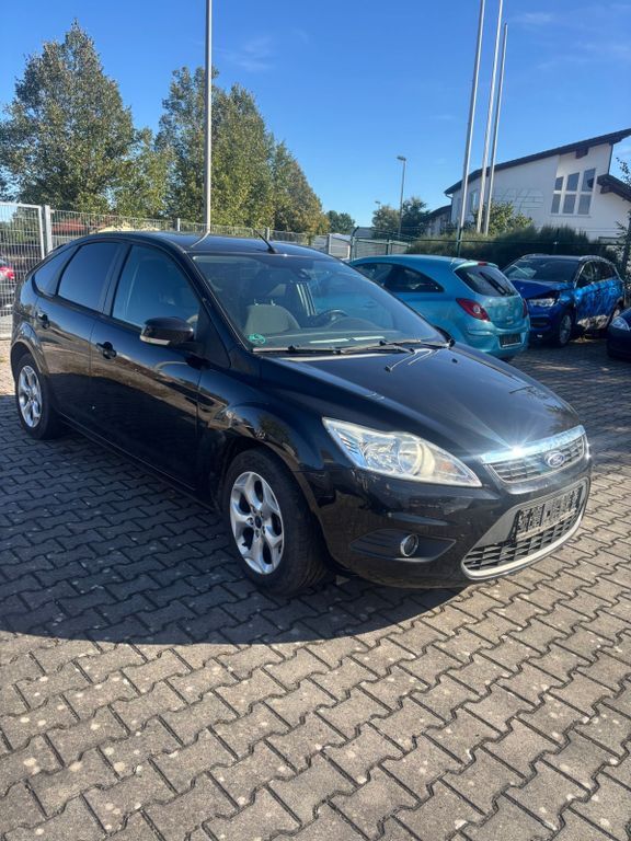 Ford Focus 200.000 km 1.999 € Weiden 92637