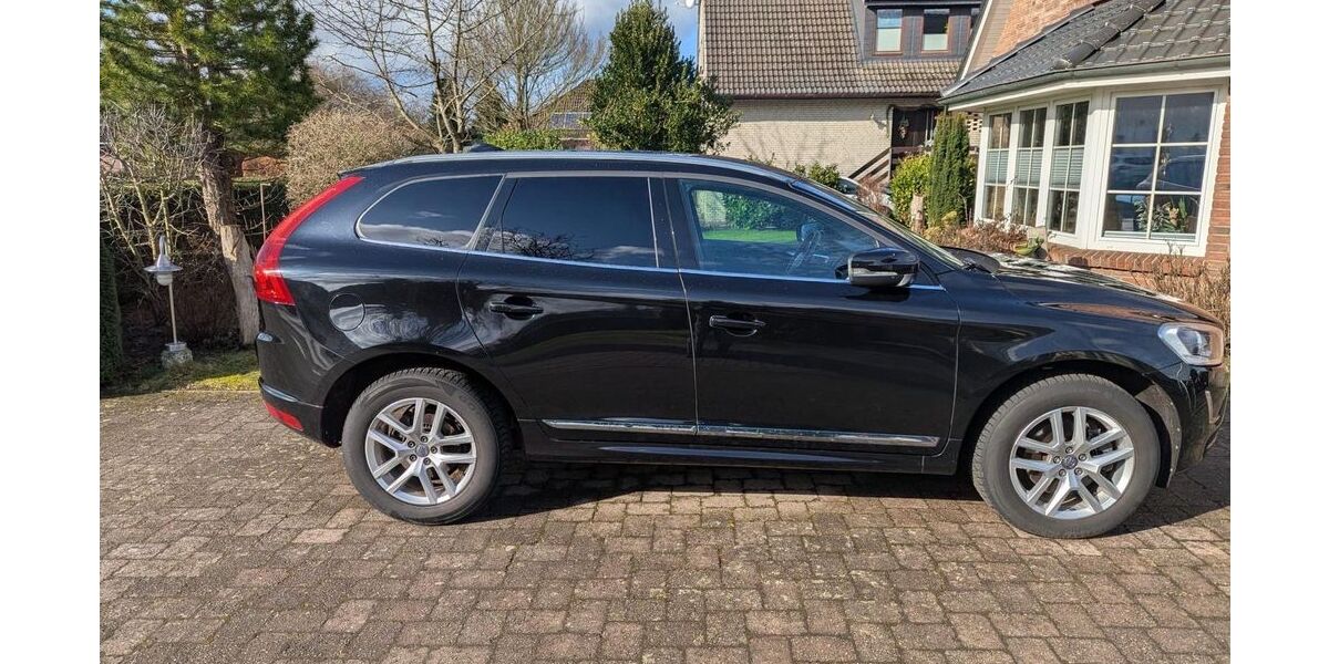 Volvo XC60 123.000 km 14.000 &euro; Hamburg 20253