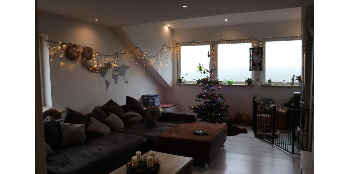 Dachgeschoßwohnung Roth - 3.5 Zimmer, 82 m&sup2;, 195.000&euro; | Angebot:26503548