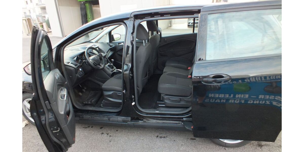 Ford Grand C-Max 124.300 km 11.800 &euro; Passau 94036