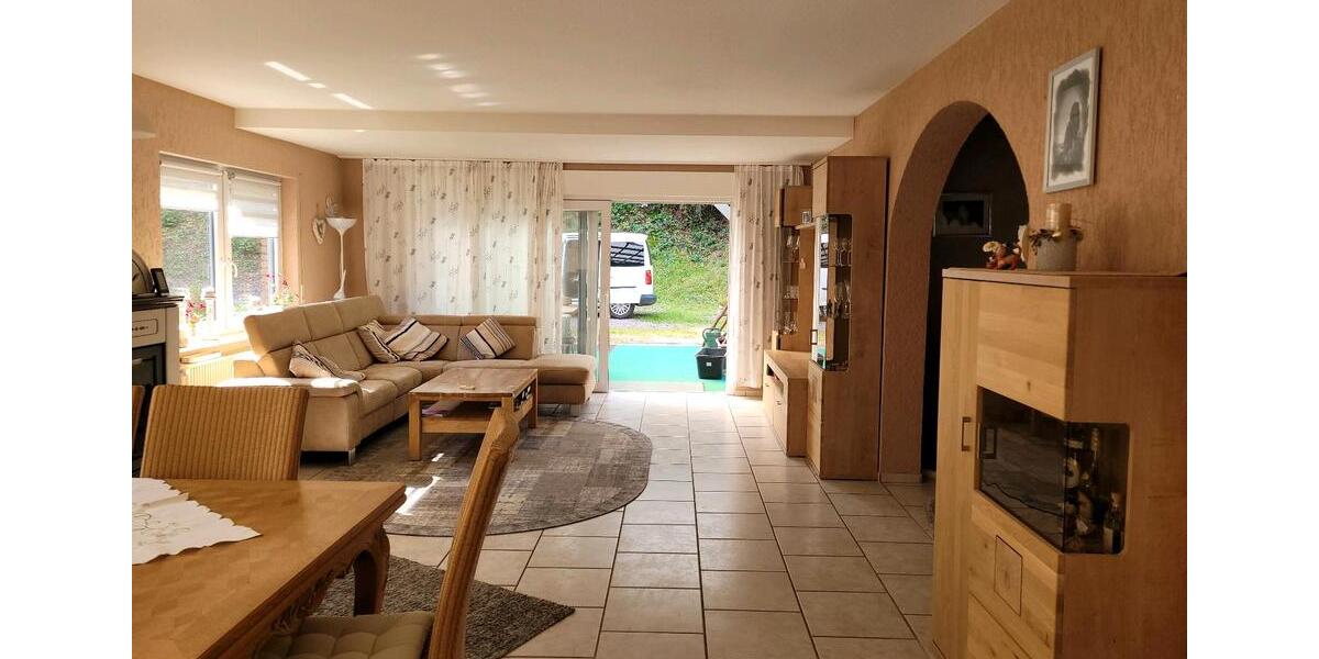 Einfamilienhaus Mettlach - 5 Zimmer, 120 m&sup2;, 370.000&euro; | Angebot:27034074