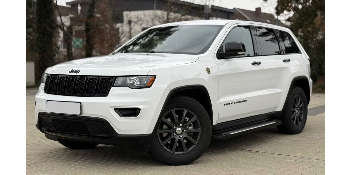 Jeep Grand Cherokee 143.300 km 24.500 &euro; Wesseling 50389