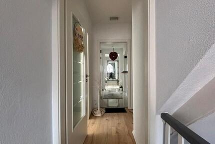 Wohnung Anröchte - 4 Zimmer, 120 m&sup2;, 876&euro; | Angebot:27544192