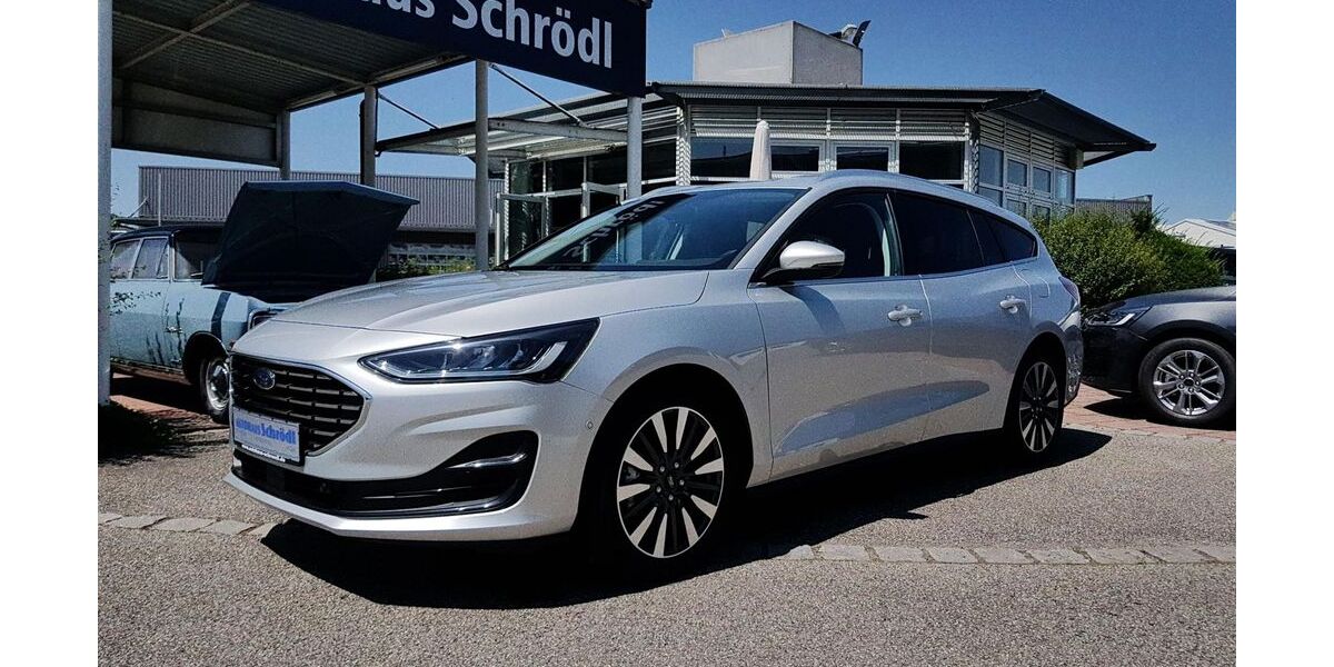 Ford Focus 5.000 km 25.990 &euro; Schönhofen und Neutraubling 93152