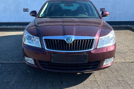 Skoda Octavia 165.686 km 4.200 &euro; Büdingen 63654