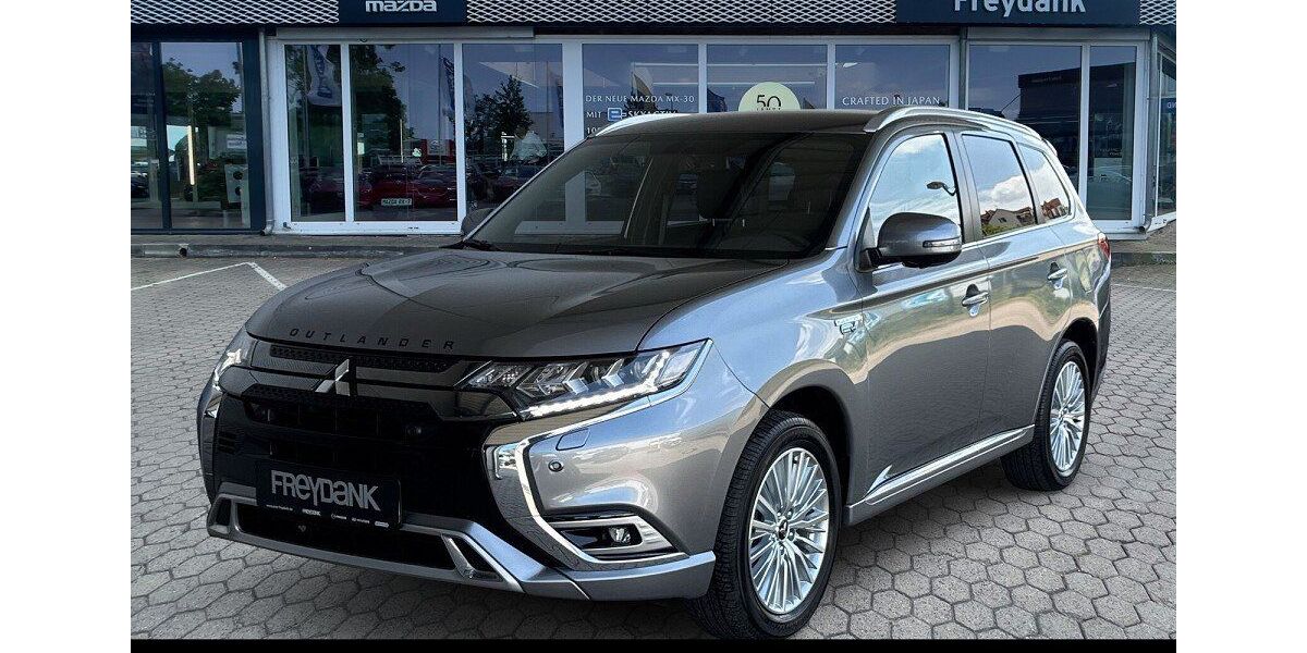 Mitsubishi Outlander 22.166 km 23.999 &euro; Leipzig 04178