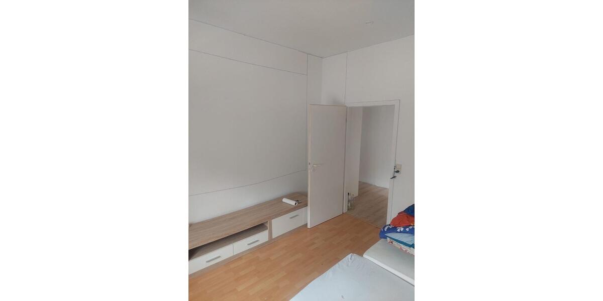 Erdgeschoßwohnung Stadtoldendorf - 3 Zimmer, 83 m&sup2;, 435&euro; | Angebot:26412524