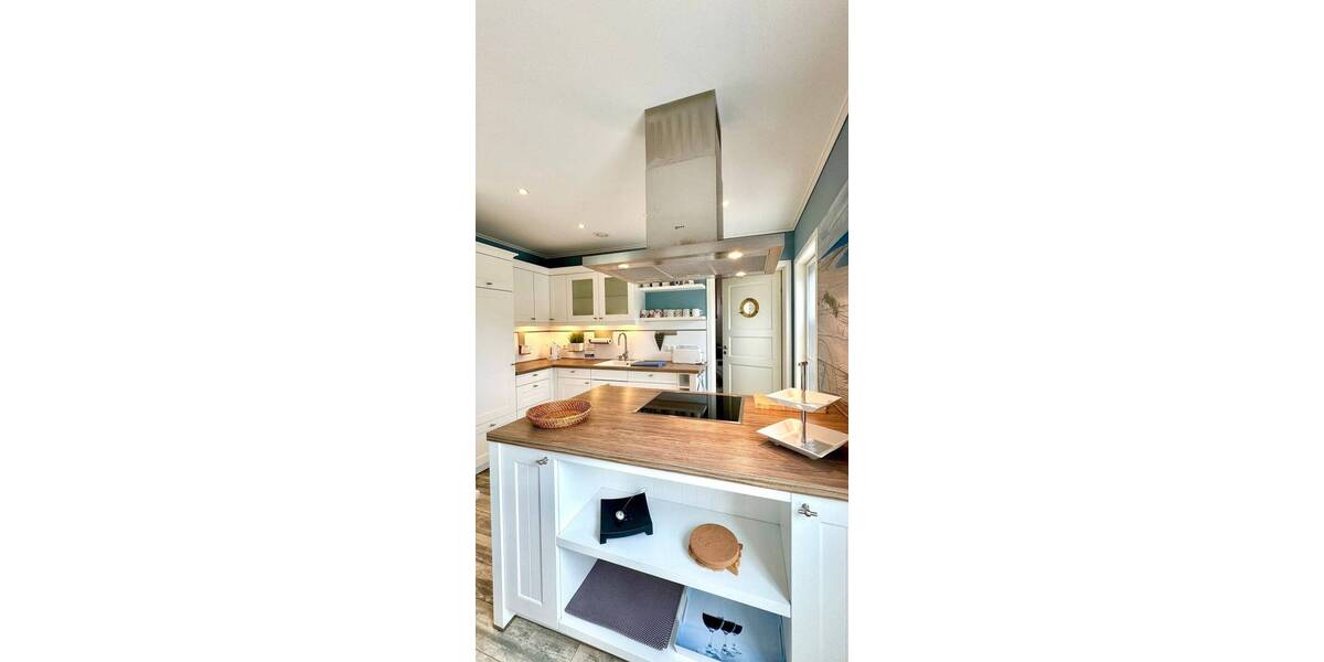 Mehrfamilienhaus, Wohnhaus Breege - 4 Zimmer, 140 m&sup2;, 495.000&euro; | Angebot:26672890