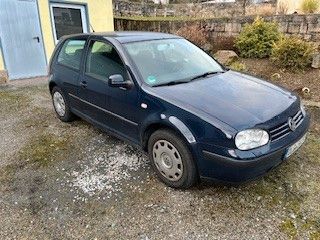 VW Golf 293.000 km 1.450 &euro; Großrinderfeld 97950