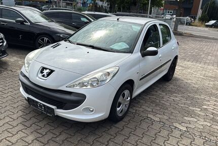 Peugeot 206 108.562 km 3.700 &euro; Sindelfingen 71065