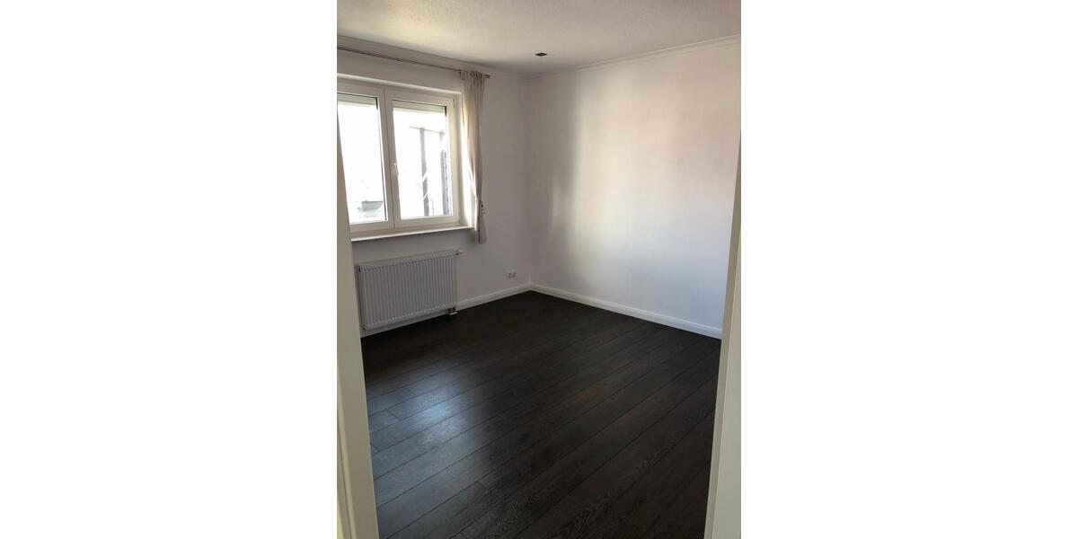 Etagenwohnung Vordorf - 3 Zimmer, 90 m&sup2;, 1.260&euro; | Angebot:26415850