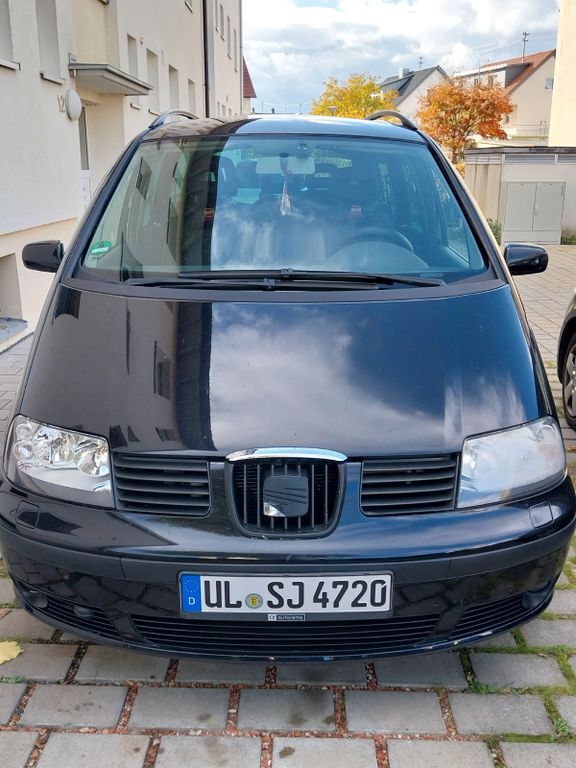 Seat Alhambra 244.000 km 2.000 € Langenau 89129