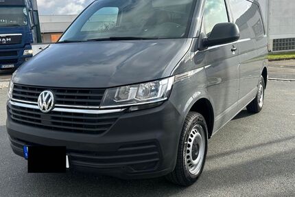 VW T6 Transporter 122.000 km 15.990 € Nürnberg 90482