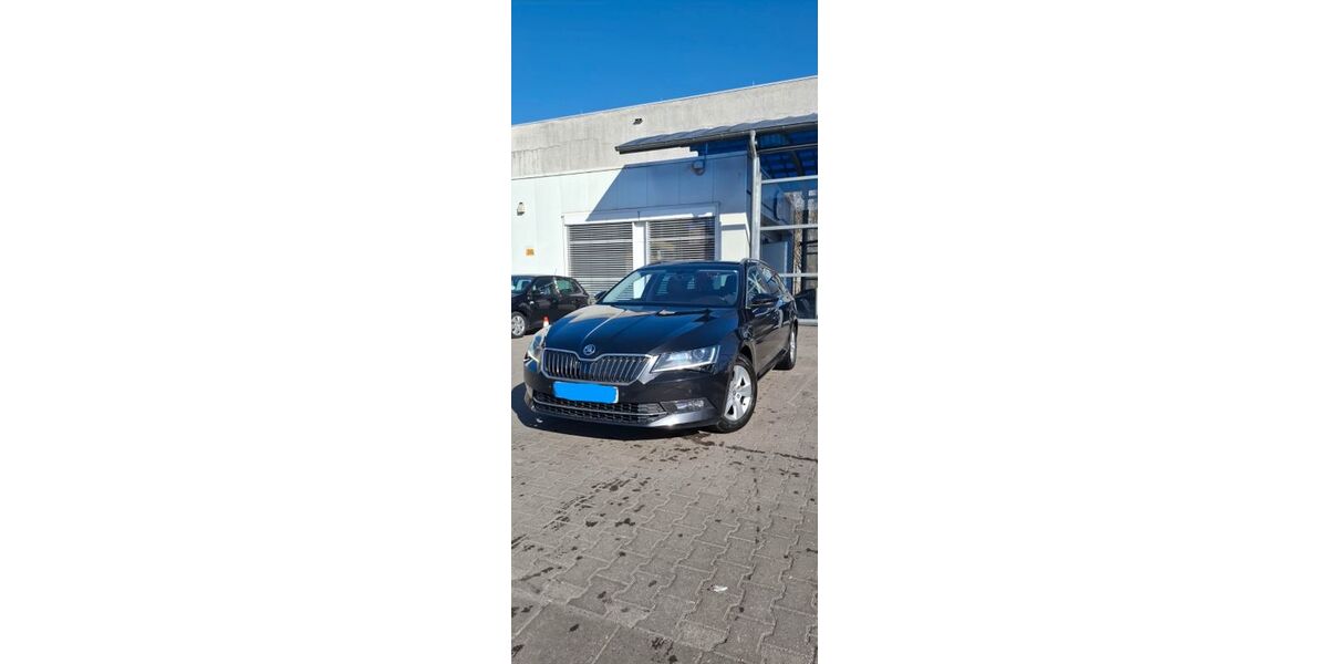Skoda Superb 180.000 km 9.950 &euro; Blankenfelde-Mahlow 15831