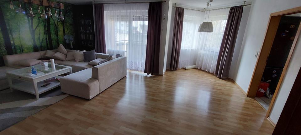 Hochparterre Haßfurt - 3 Zimmer, 89 m&sup2;, 850&euro; | Angebot:26582354