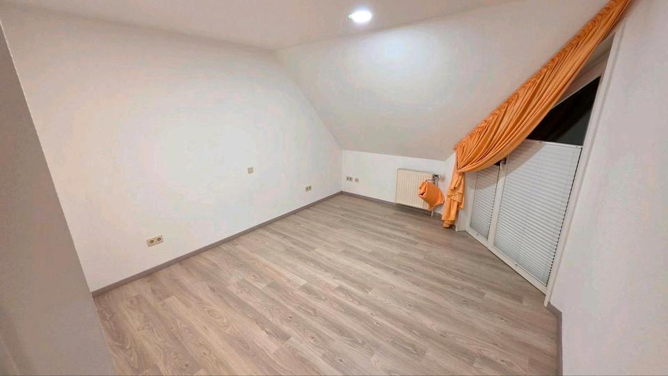 Reihenhaus Nordhorn Bakelde - 5 Zimmer, 125 m&sup2;, 1.200&euro; | Angebot:26354047