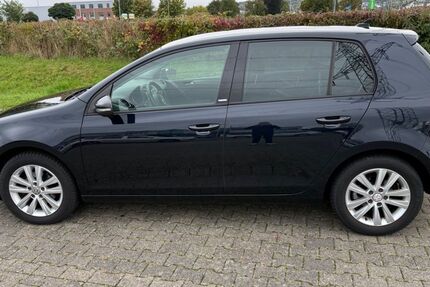 VW Golf 97.000 km 7.100 &euro; Bornheim 53332