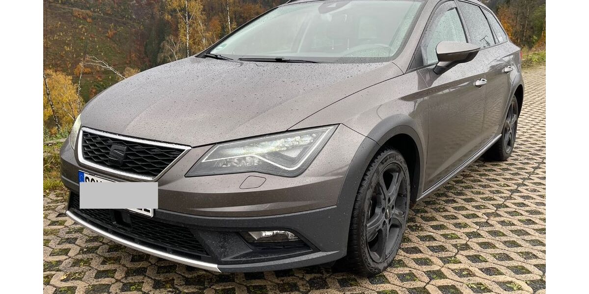 Seat Leon 107.000 km 15.950 &euro; Steinach 96523