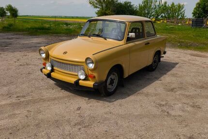 Trabant 601 65.000 km 6.350 &euro; Mücheln 06249