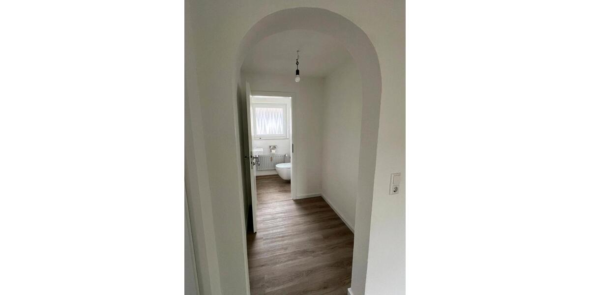 Etagenwohnung Münsingen - 4 Zimmer, 90 m&sup2;, 960&euro; | Angebot:26063408
