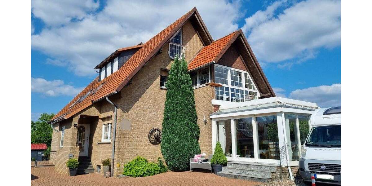 Einziehen und wohlfühlen: großzügiges Zweifamilienhaus in Hille-Oberlübbe 1 zimmer