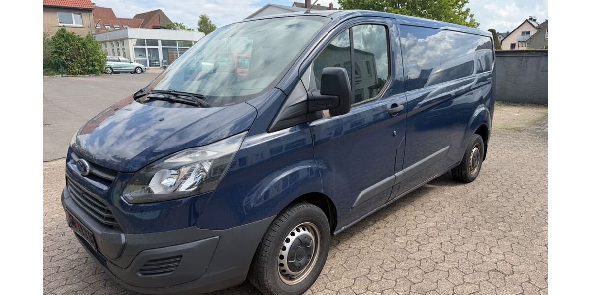 Ford Transit Custom 171.000 km 6.850 &euro; Detmold 32756