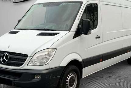 Mercedes-Benz Sprinter 180.000 km 12.990 € Köln 51067