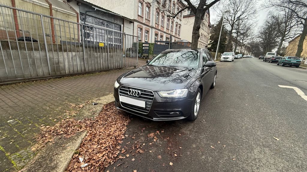Audi A4 265.318 km 8.499 &euro; Chemnitz 09131