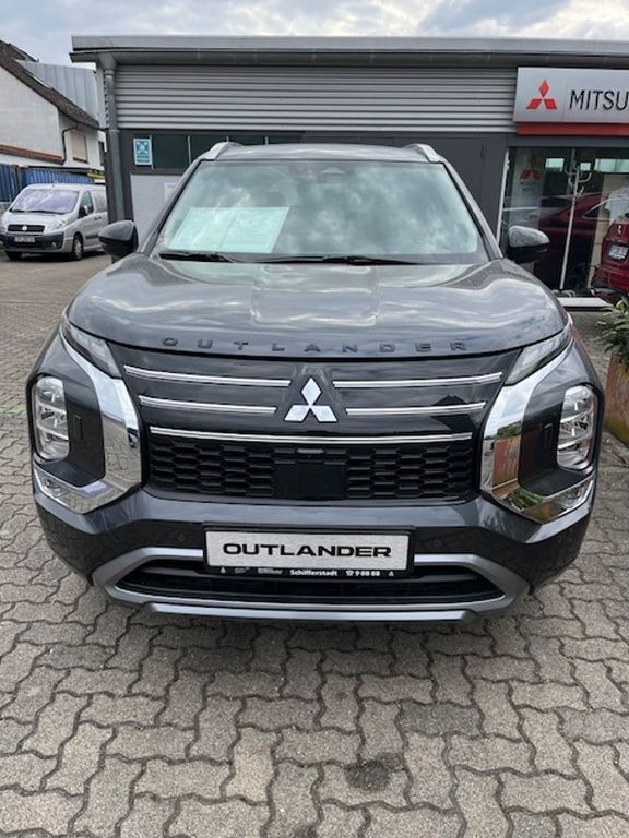 Mitsubishi Outlander 1.900 km 58.900 € Schifferstadt 67105