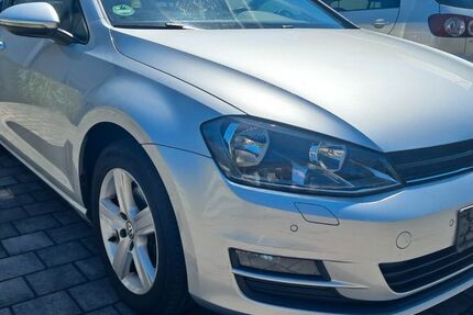 VW Golf 111.000 km 9.400 &euro; Ravensburg 88214