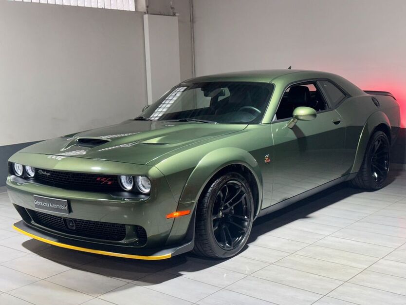 Dodge Challenger 11.159 km 64.770 € Köln 50739