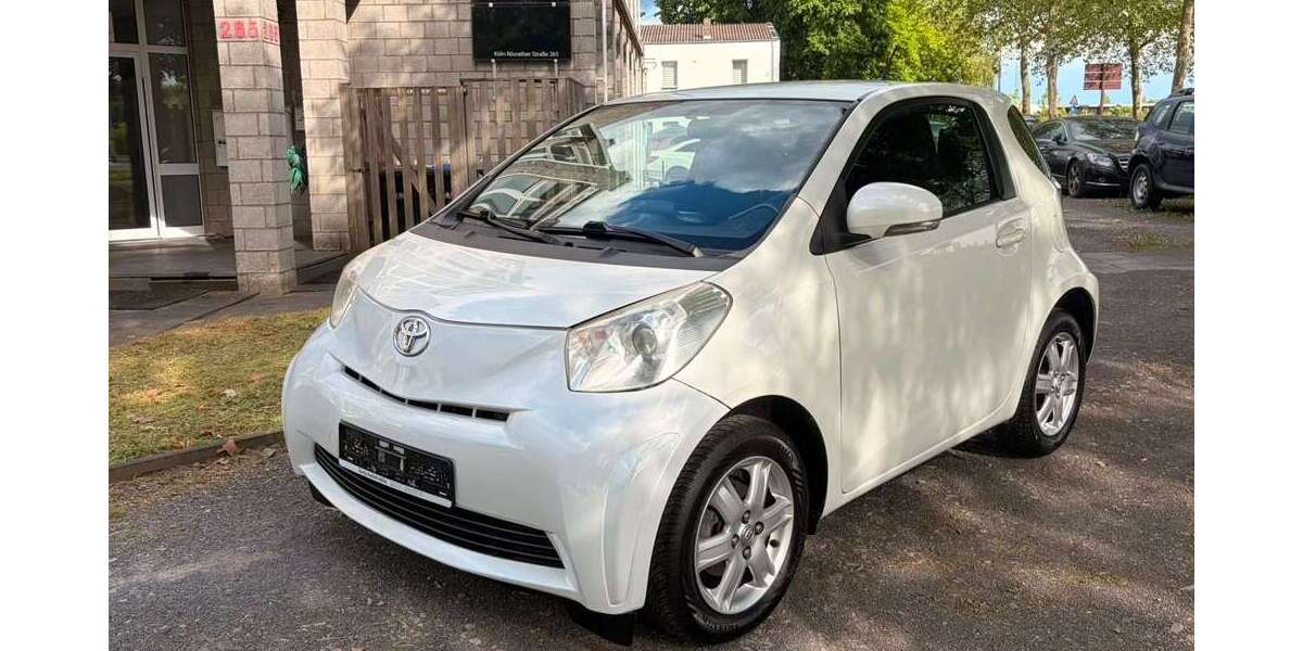 Toyota iQ 85.000 km 4.999 &euro; Köln 51109