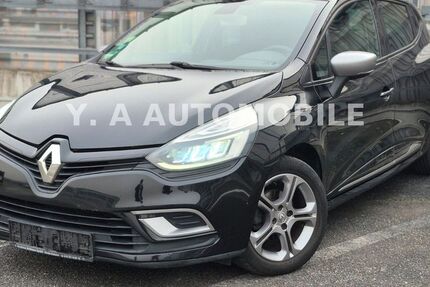 Renault Clio 120.658 km 8.950 € Frankfurt am Main 65933