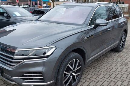 VW Touareg 89.400 km 47.990 &euro; Legden 48739