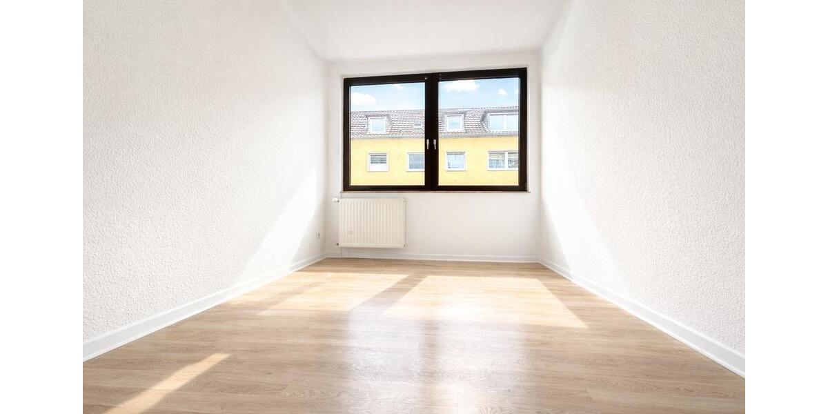 Etagenwohnung Krefeld Cracau - 4 Zimmer, 83 m&sup2;, 664&euro; | Angebot:25491043