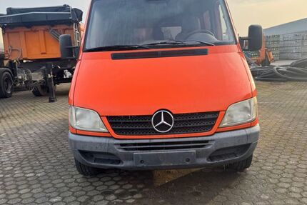 Mercedes-Benz Sprinter 339.000 km 5.500 &euro; Schweich-Issel 54338