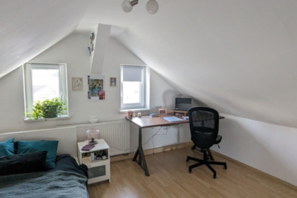 Maisonette Zimmer in Bestlage zur Zwischenmiete (August)
