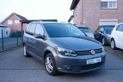 VW Touran 153.551 km 8.900 &euro; Selm 59379
