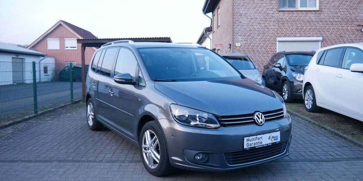 VW Touran 153.551 km 8.900 &euro; Selm 59379