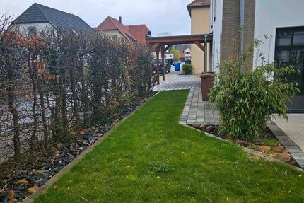 Haus Uetze - 4 Zimmer, 130 m&sup2;, 1.200&euro; | Angebot:25397225